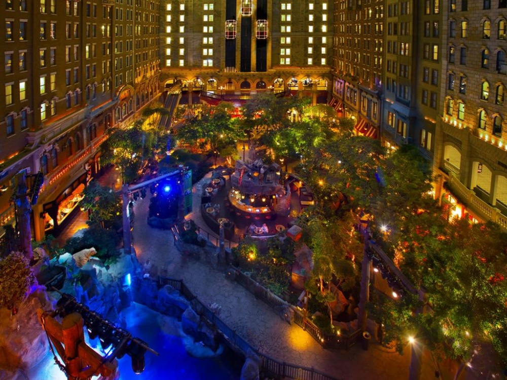 Sam's Town Hotel And Gambling Hall